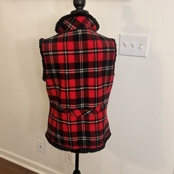 Woolrich Women’s Zip Up Faux Fur Lined Wool Vest, Sz. Medium - Picture 11 of 11